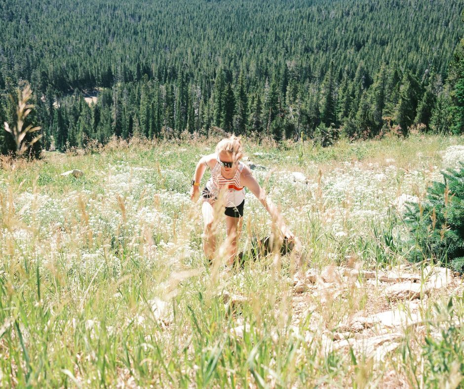 Mega-cap tech pledges $500B to U.S. manufacturing; risk sentiment improves.